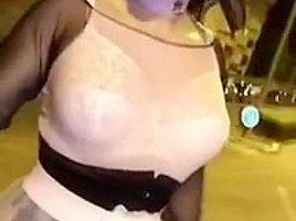 Maeva in pink