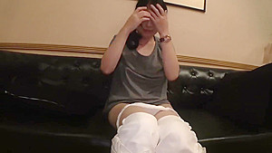 Massive squirting of a married woman panting in pleasure