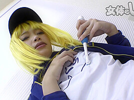 Masturbate with an electric toothbrush - Fetish Japanese Video