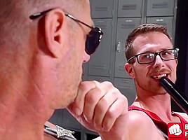 Maturehelps His Lover To Cum By Fisting And Sucking Him