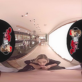 Mia Linz in Anal Delight - VRLatina