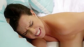 Milf Housewife Pussylicks Horny Stepdaughter