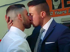 Muscle gay butthole invasion And penis juice flow