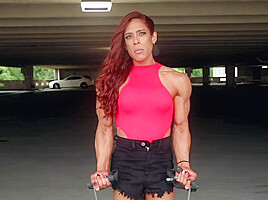 Muscular Readhead Babe