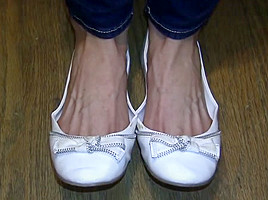 Must See Feet - Ashlyn's Flats