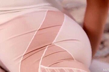 Naked Yoga - Foxy Alissa