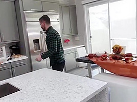 Naomis Step dad fucking Jasmine Grey on top