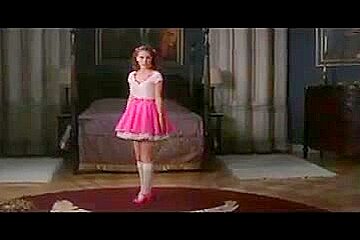 Natalie Portman - V For Vendetta (Remix)