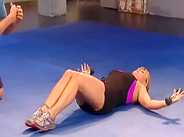 Nicole Eggert - 21 Day Red Hot Bikini Body Makeover 2