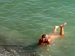 Nudist Girls Expose Bodies At