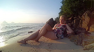 On Public Beach teen 18+ Masturbation Double Crossleg Fingering Solo Fun Ending