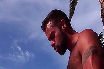 Orgie Avec Le Barman - Dillon Buck, Dan Vega And Butch Grand
