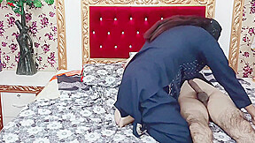 Pakistani Milf Step Mom Seduces And She Wants Hard Fucked With Her Step Son