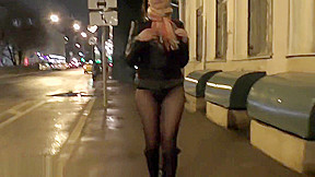 Pantyhose bottomless flash at bar  Jeny Smith