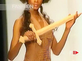 Paparazi-Naked Hollywood Stars-15 Marella Ferrel
