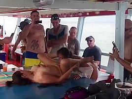 Pattaya party on boat
