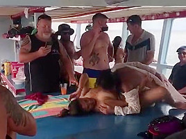 Pattaya party on boat