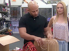 Pawning amateur ballsucking before doggystyle