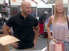 Pawning amateur ballsucking before doggystyle
