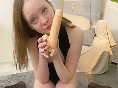 Perfect teen 18+ Having Fun With Dildo And Then Squirt While Nobody Home
