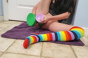 Petite Milf Dpv With Multiple Large Bad Dragon Dildos To A Gushing Squirting Finish In 4k