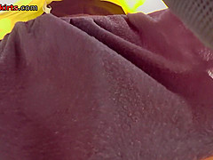 Plump MILF accidently gets in hot upskirt videos