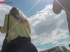 Plump MILF accidently gets in hot upskirt videos