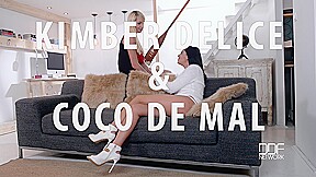 Pussy Gape Play Date - Girls Savior the Taste - PornWorld