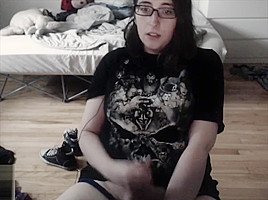 Random old video of BoringKate just stroking her girl dick