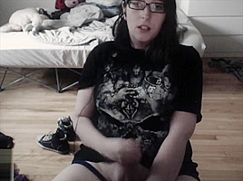 Random old video of BoringKate just stroking her girl dick