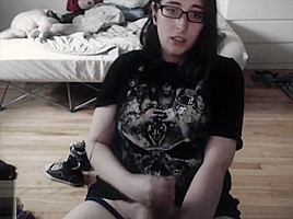 Random old video of BoringKate just stroking her girl dick