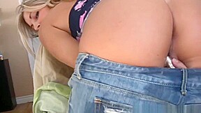 SARAH SQUIRTS MANY TIMES IN SHORTS
