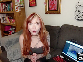 SPH tattooed solo babe talk dirty about poor small cocks