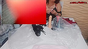 Sex Shop Seller In Addition To Selling He Likes His Client And Tested The Products With Her