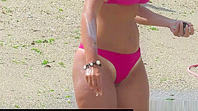 Sexy Bikini Thong Milf beach HD Video