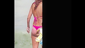 Sexy Bikini Thong Milf beach HD Video