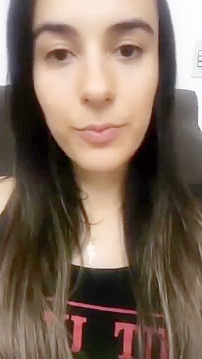 Sexy Brazilian Foot Model goes Live on Instagram to Tease her Feet!