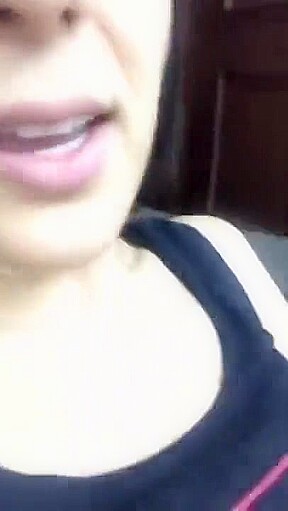 Sexy Brazilian Foot Model goes Live on Instagram to Tease her Feet!