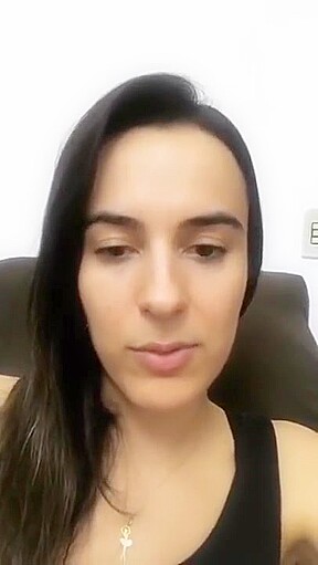 Sexy Brazilian Foot Model goes Live on Instagram to Tease her Feet!