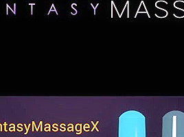 Sexy Les Masseuse Licks