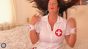 Sexy Mature Nurse With Big Natural Tits  - MatureNl