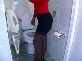 Sexy Pee Scene