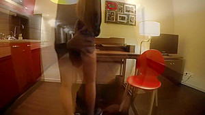 Sexy petit girlfriend seduces and gets fucked