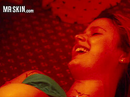 Shailene Woodley Goes Nude in White Bird in a Blizzard - Mr Skin