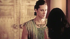 Sibylla Deen, Kylie Bunbury - Tut s01e01 (2015)