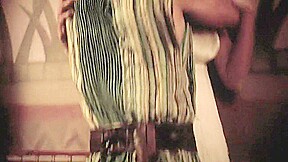 Sibylla Deen, Kylie Bunbury - Tut s01e01 (2015)