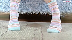 Skinny Petit teen 18+ Loves To Get Fuck Very Hard With A Big Cock