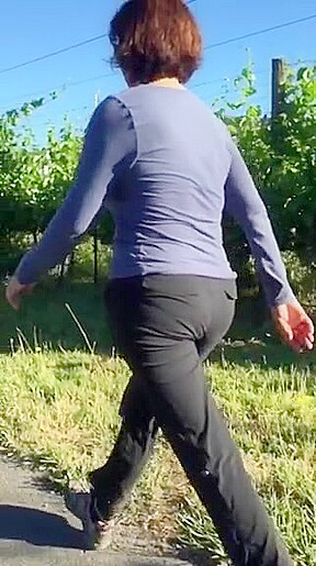 Slender plump butt mature gilf