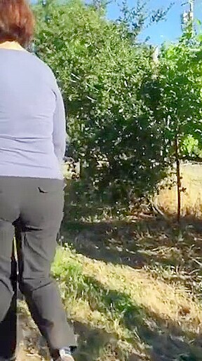 Slender plump butt mature gilf