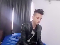 Smooth latino boy very hot doing her show